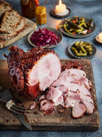 Glazed mulled wine ham | Jamie Oliver recipes image