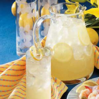 Homemade Lemonade Recipe: How to Make It image