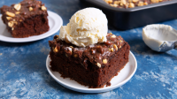 TRIPLE CHOCOLATE FUDGE CAKE RECIPE RECIPES