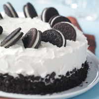 Cookies-and-Cream Cake Recipe: How to Make It image