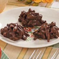 Chocolate tiffin recipe - BBC Good Food image