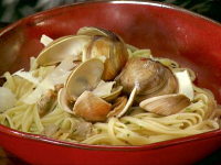 Linguine with White Clam Sauce Recipe | Anne Burrell ... image