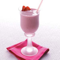 Strawberry Banana Smoothie Recipe: How to ... - Taste of Home image