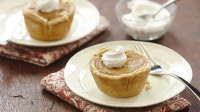 Mini Pumpkin Pies Recipe - McCormick image