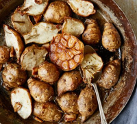 Roast beef & Yorkshire puddings | Jamie Oliver recipes image