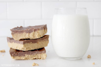 Reeses Peanut Butter Bars - Pretty Providence image