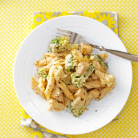 Chicken Penne Alfredo Recipe: How to Make It image