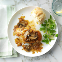 White Wine Garlic Chicken Recipe: How to Make It image