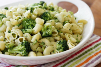 Easiest Pasta and Broccoli Recipe – just 5 ... - Skinnytaste image