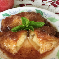 APPLE DUMPLINGS MADE WITH CRESCENT ROLLS RECIPES