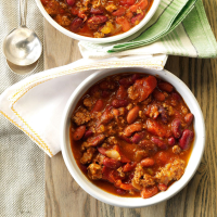 Sandy's Slow-Cooked Chili Recipe: How to Make It image