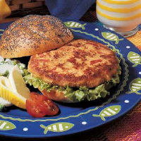 Copy Cat McDonald's Tartar Sauce & Filet 'o Fish Sandwich ... image