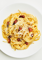 Savory Spaghetti Sauce Recipe: How to Make It image