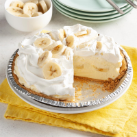 Old-Fashioned Banana Cream Pie Recipe: How to Make It image