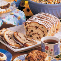 Raisin Cinnamon Bread Recipe: How to Make It image