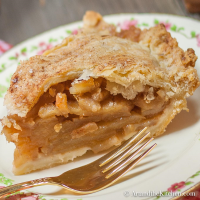 Grandma's Old Fashioned Apple Pie - Art and the Kitchen image