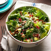 Wendy's Apple Pomegranate Salad Recipe: How to Make It image