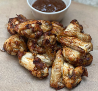 Air-fried chicken wings - BBC Good Food image