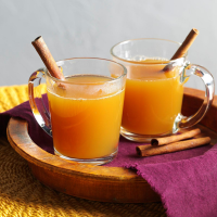 Spiced Hot Apple Cider Recipe: How to Make It image