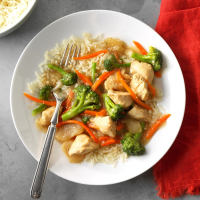 Garlic Chicken & Broccoli Recipe: How to Make It image