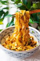 10-Minute Garlic Chili Oil Noodles - Cookerru | Simple ... image