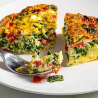 Air-Fryer Kale, Red Pepper, and Goat Cheese Frittata ... image