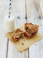 Granola bar recipe | Jamie Oliver recipes image
