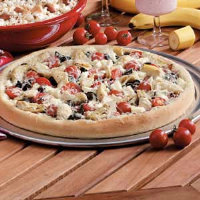 Mediterranean Pizza Recipe: How to Make It image