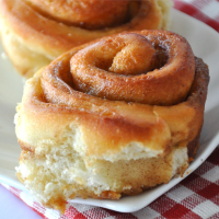CINNAMON ROLLS MADE WITH PIZZA DOUGH RECIPES