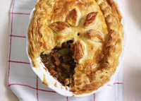 Mary Berry's steak and Guinness pie | Sainsbury's Recipes image