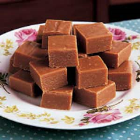 Quick and Easy Peanut Butter Fudge Recipe: How to Make It image