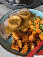 Recipe This | Slow Cooker Topside Roast Beef image