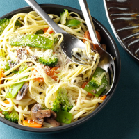 Broccoli Veggie Pasta Primavera Recipe: How to Make It image