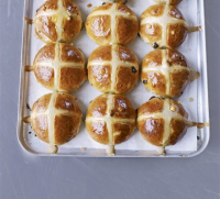 Hot cross buns recipe - BBC Good Food image