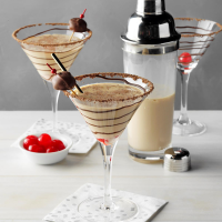 Double Chocolate Martini Recipe: How to Make It image