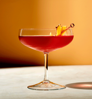 Kentucky Sunset | Rosé Vermouth and Bourbon | Basil Hayden® image