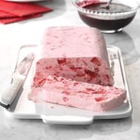 Cool Strawberry Cream Recipe: How to Make It image