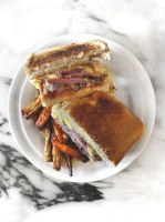 Jimmy's ultimate roast beef sandwich | Jamie Oliver recipes image
