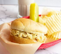 How to Make the Famous Ohio Shredded Chicken Sandwich ... image