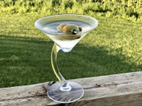 Dirty Martini Recipe - Food.com image