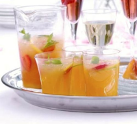 Sparkling Orange Bourbon Cocktail Recipe | SideChef image