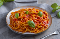 Spaghetti with tomato sauce - Italian recipes by ... image