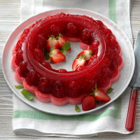 Molded Strawberry Salad Recipe: How to Make It image