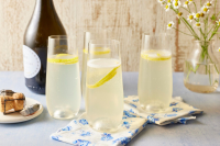 Best French 75 Cocktail Recipe - How to Make French 75 image