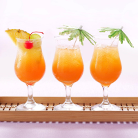 Pineapple Rum Punch Recipe: How to Make It image