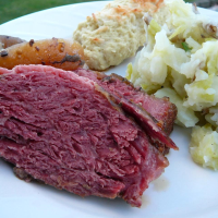 COOKING CORNED BEEF ON THE STOVE RECIPES