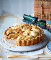 Vegetarian chestnut and mushroom pie recipe - BBC Fo… image