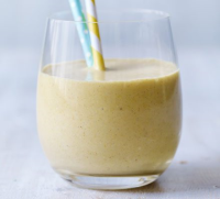 Strawberry Banana Yogurt Smoothies Recipe: How to Mak… image