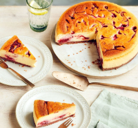 White chocolate & raspberry ripple baked cheesecake recip… image