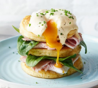 EGGS BENEDICT FOR A CROWD RECIPES